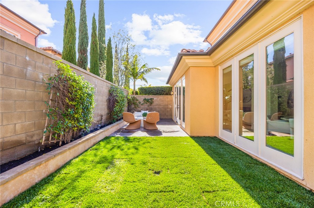 75 Lupari Irvine, CA 92618 - Photo 18 of 41