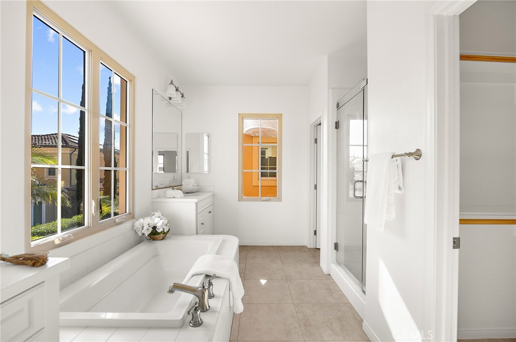 75 Lupari Irvine, CA 92618 - Photo 21 of 41