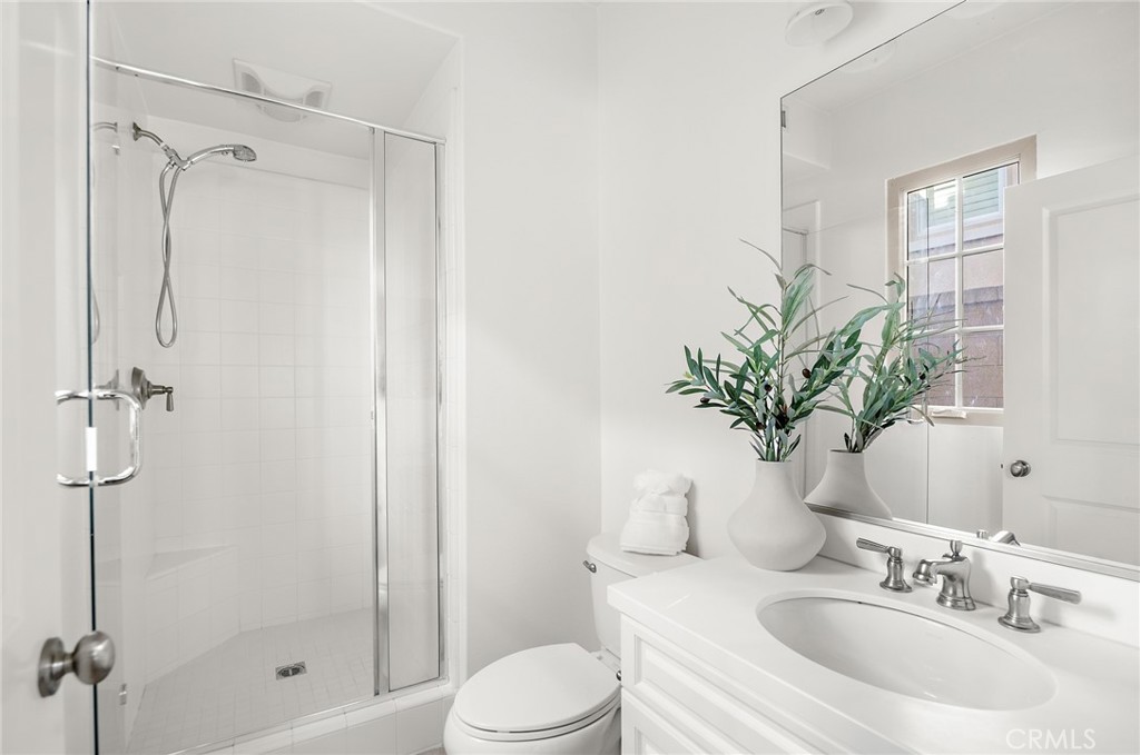 75 Lupari Irvine, CA 92618 - Photo 33 of 41