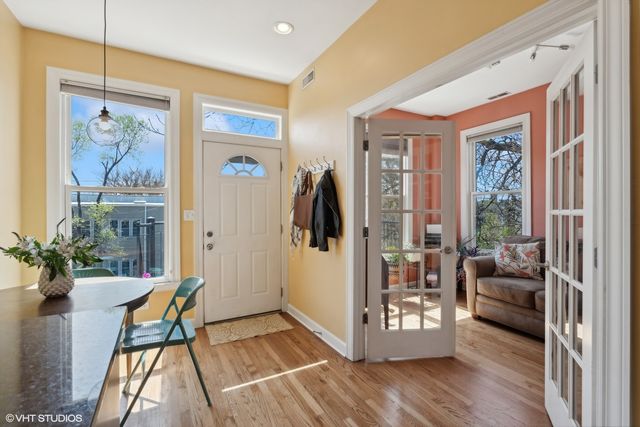 $500,000 | 3233 West Palmer Street, Unit 3, Chicago, IL 60647