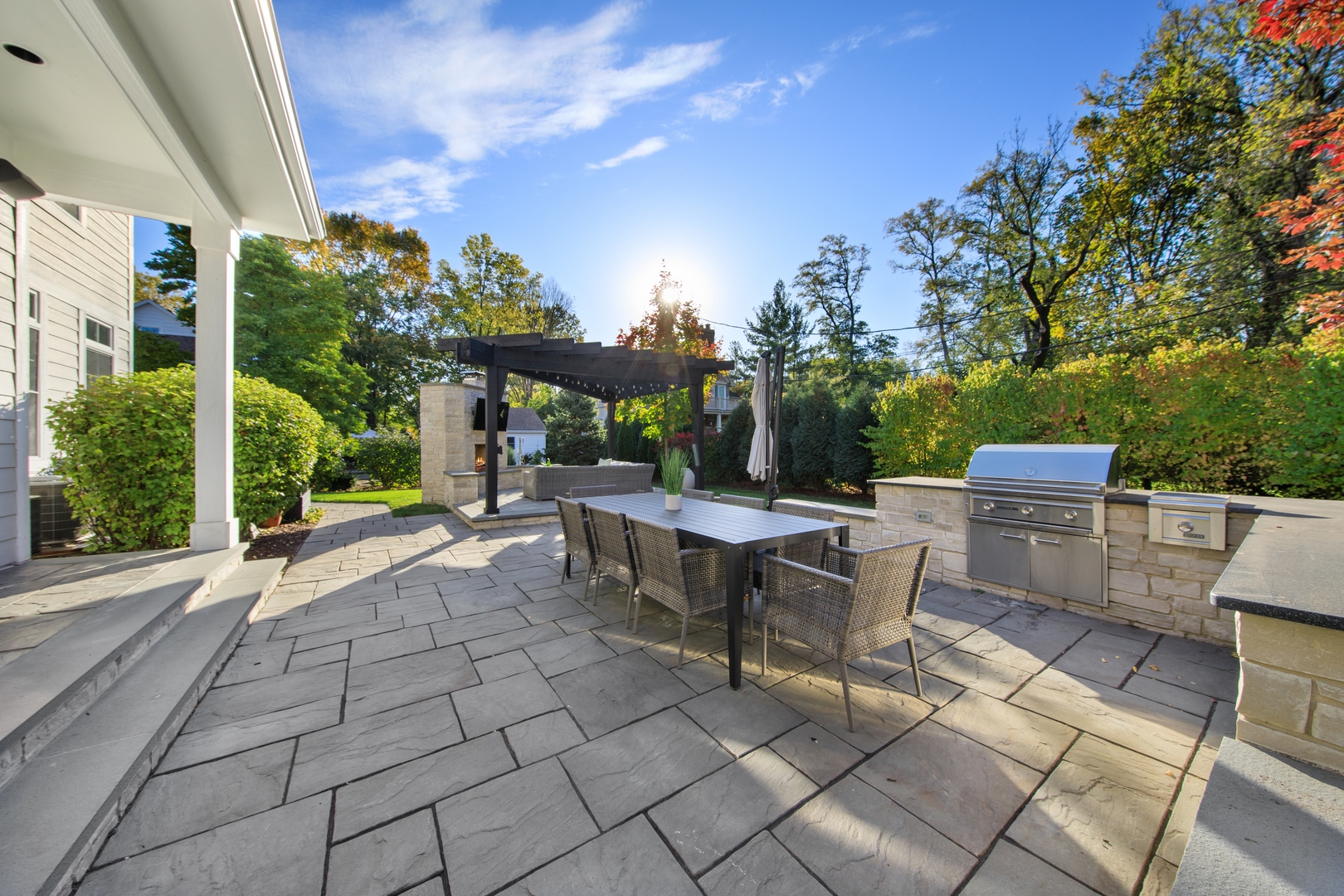 228 Fuller Road Hinsdale, IL 60521 - Photo 29 of 38