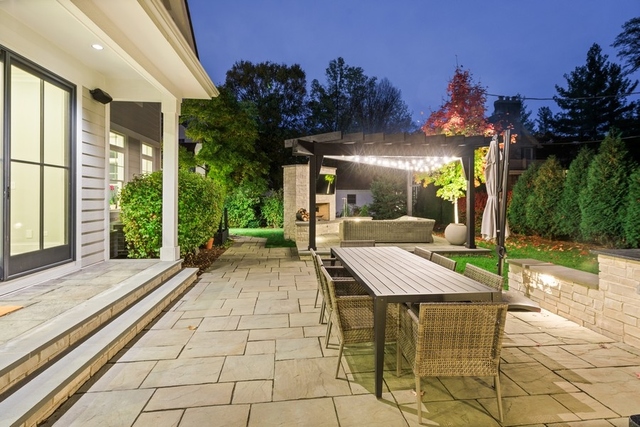 228 Fuller Road Hinsdale, IL 60521 - Photo 31 of 38