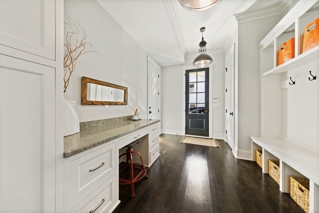 228 Fuller Road Hinsdale, IL 60521 - Photo 6 of 38