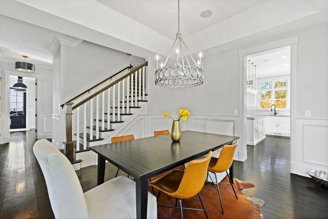 228 Fuller Road Hinsdale, IL 60521 - Photo 8 of 38