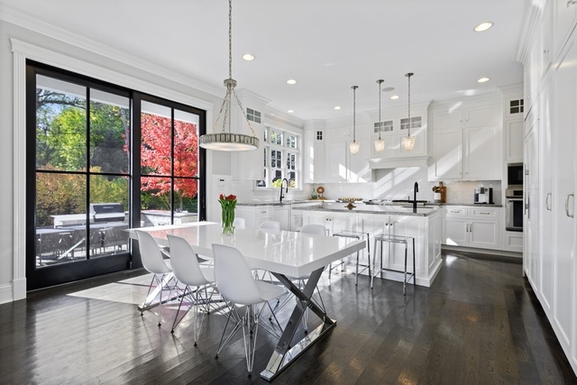 228 Fuller Road Hinsdale, IL 60521 - Photo 9 of 38