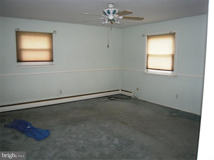 923 Williamson Road Horsham, PA 19044 - Photo 14 of 21 Bedroom - Main