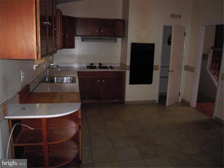 923 Williamson Road Horsham, PA 19044 - Photo 9 of 21 Kitchen