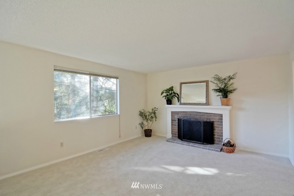 18116 20th Drive Southeast Bothell, WA 98012 - Photo 2 of 25