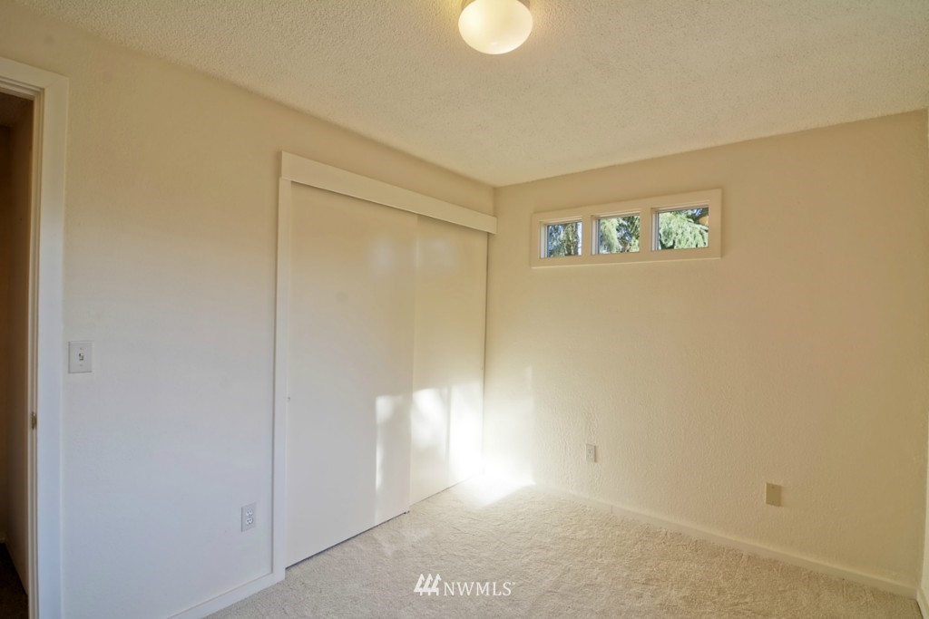 18116 20th Drive Southeast Bothell, WA 98012 - Photo 13 of 25
