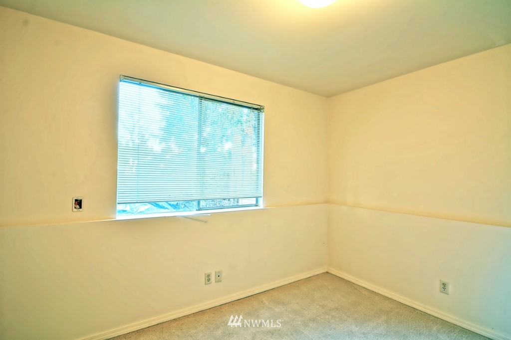 18116 20th Drive Southeast Bothell, WA 98012 - Photo 14 of 25
