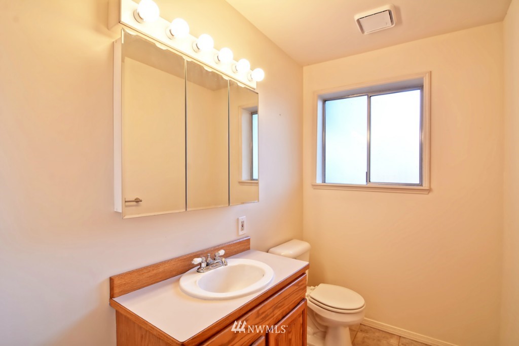 18116 20th Drive Southeast Bothell, WA 98012 - Photo 18 of 25
