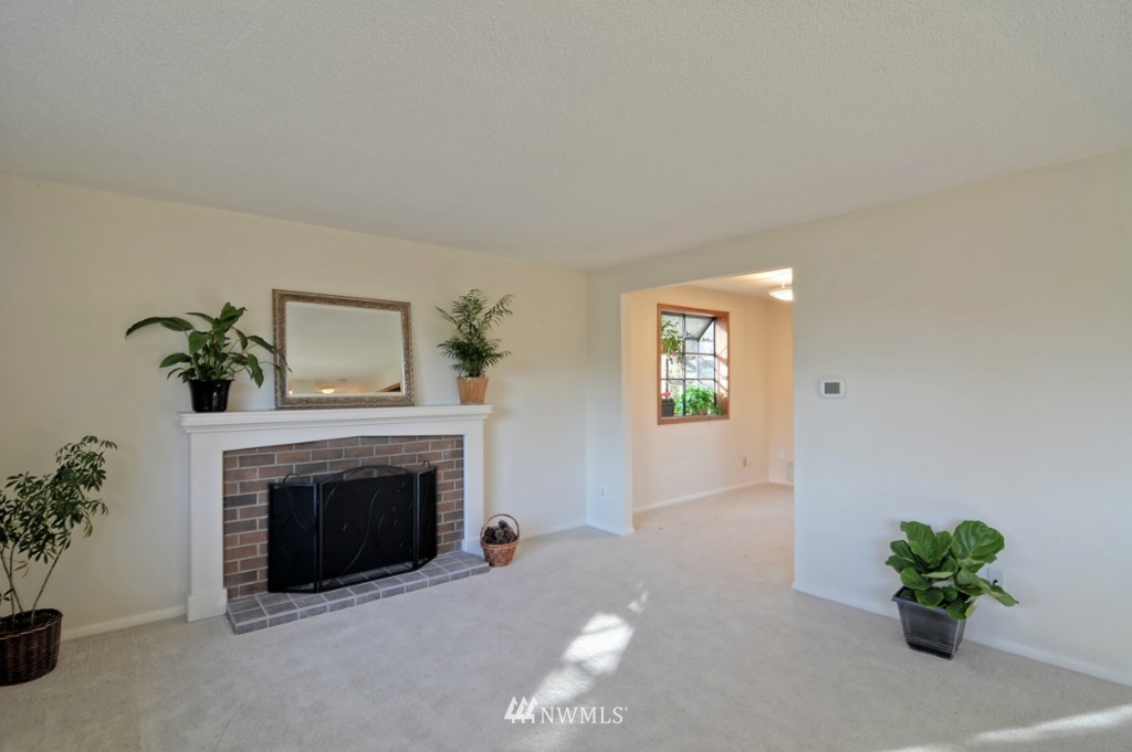 18116 20th Drive Southeast Bothell, WA 98012 - Photo 4 of 25