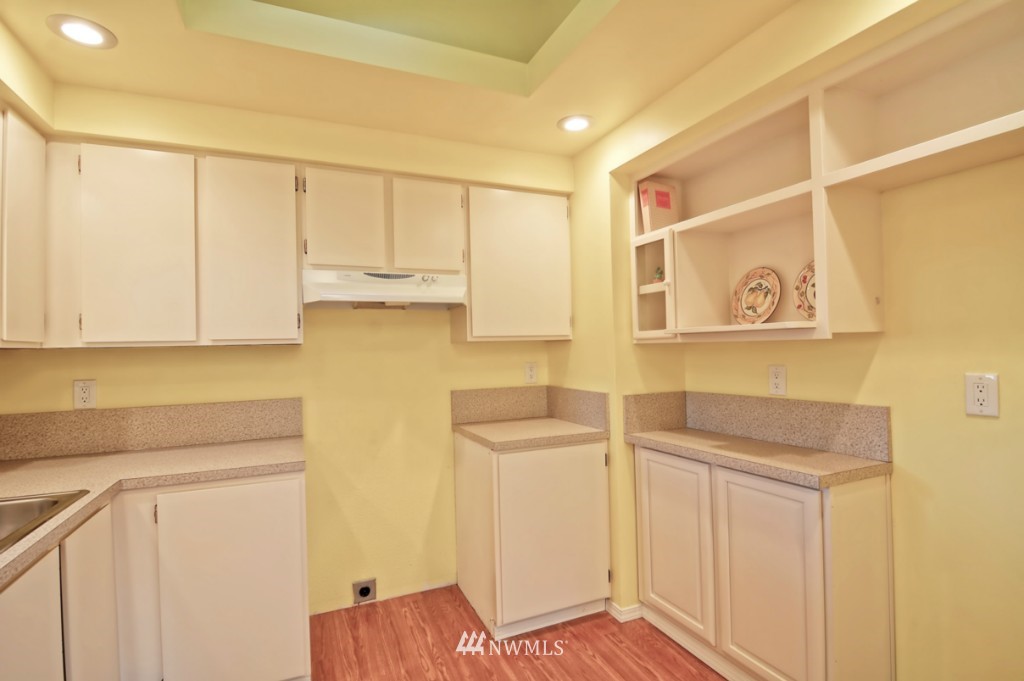18116 20th Drive Southeast Bothell, WA 98012 - Photo 8 of 25