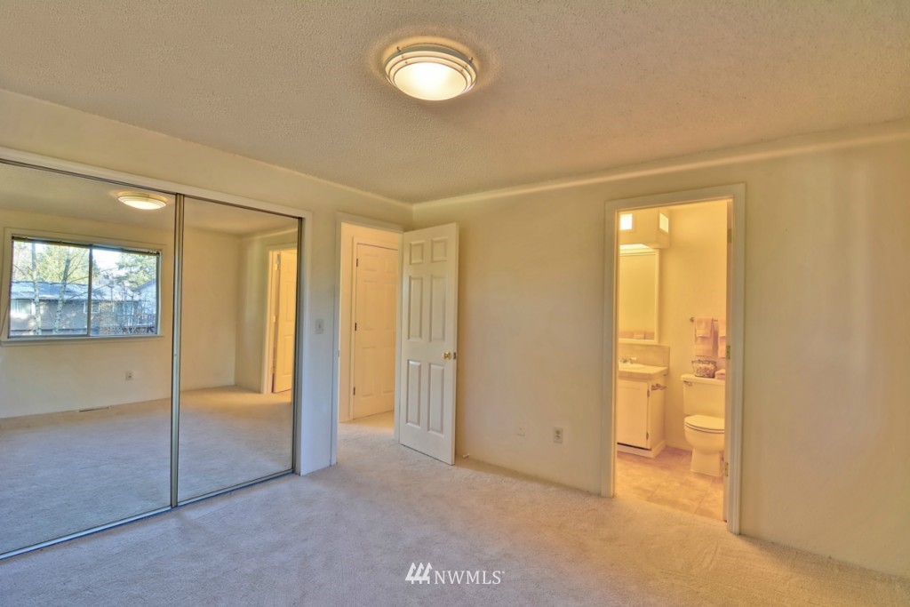 18116 20th Drive Southeast Bothell, WA 98012 - Photo 9 of 25
