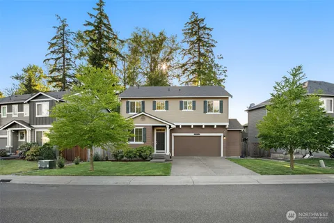 $625,000 | 16614 80th Ave Court East, Puyallup, WA 98375