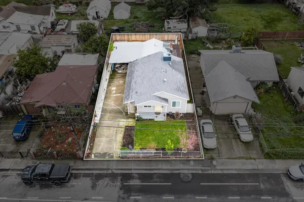 $359,900 | 850 Eleanor Avenue, Sacramento, CA 95815