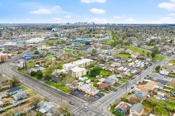 $359,900 | 850 Eleanor Avenue, Sacramento, CA 95815