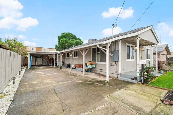 $359,900 | 850 Eleanor Avenue, Sacramento, CA 95815