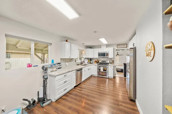 $359,900 | 850 Eleanor Avenue, Sacramento, CA 95815