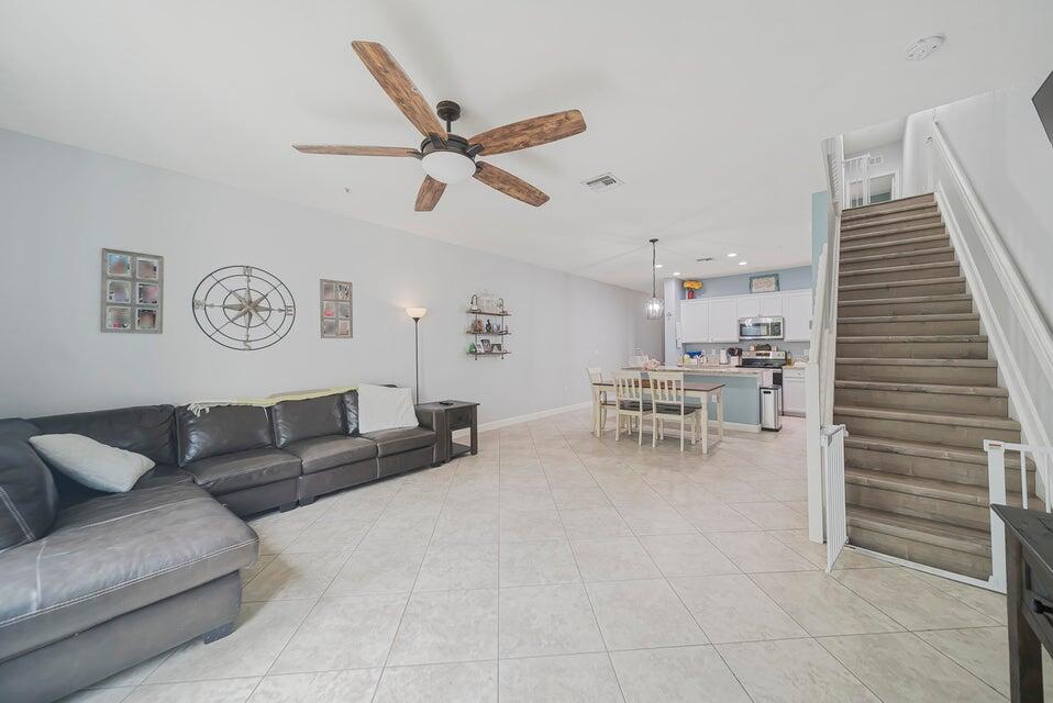 3083 Southwest Otter Lane Stuart, FL 34997 - Photo 14 of 50 otter13