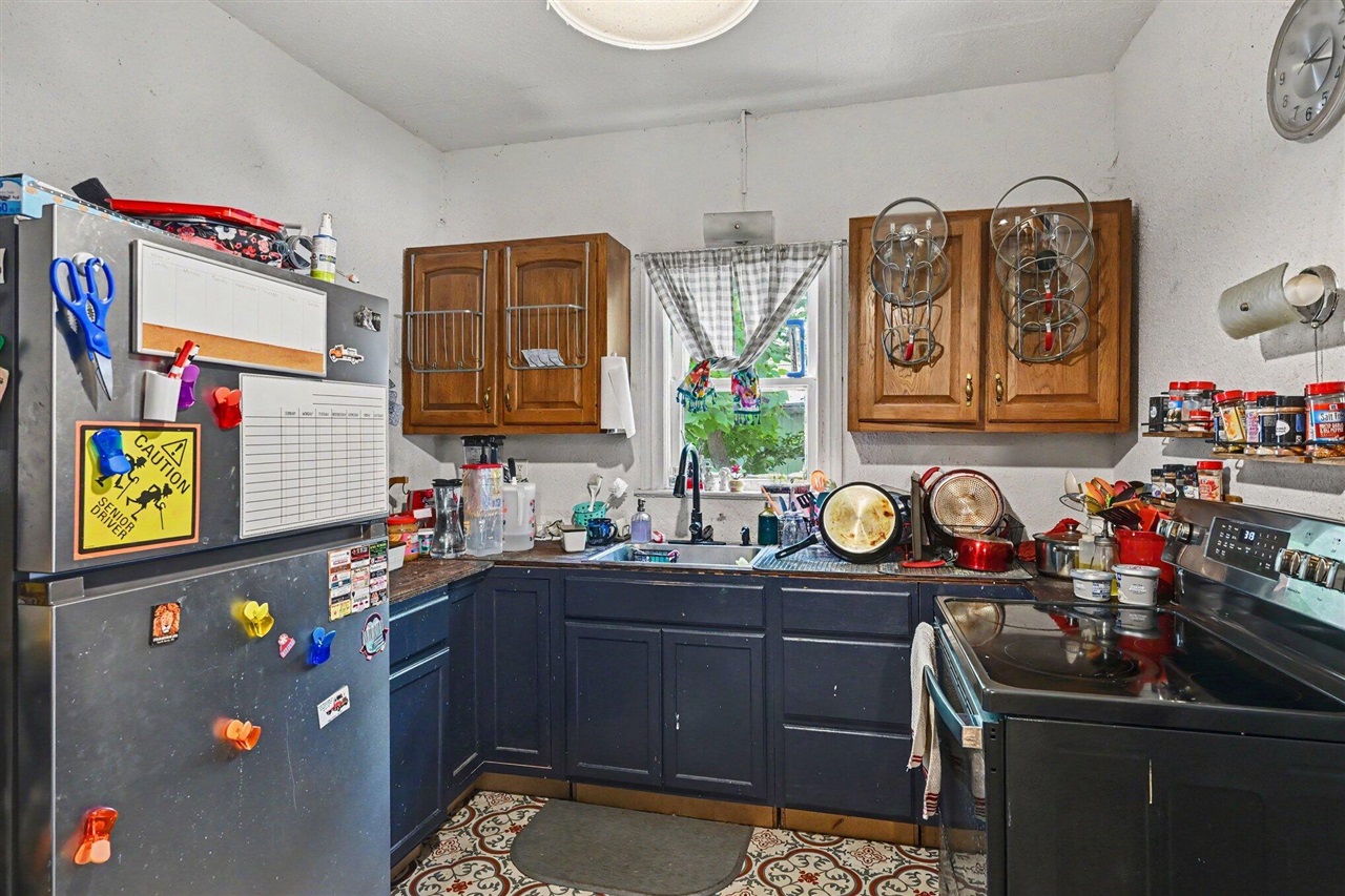 304 5th Avenue Three Rivers, MI 49093 - Photo 6 of 18 Gallery Image 6
