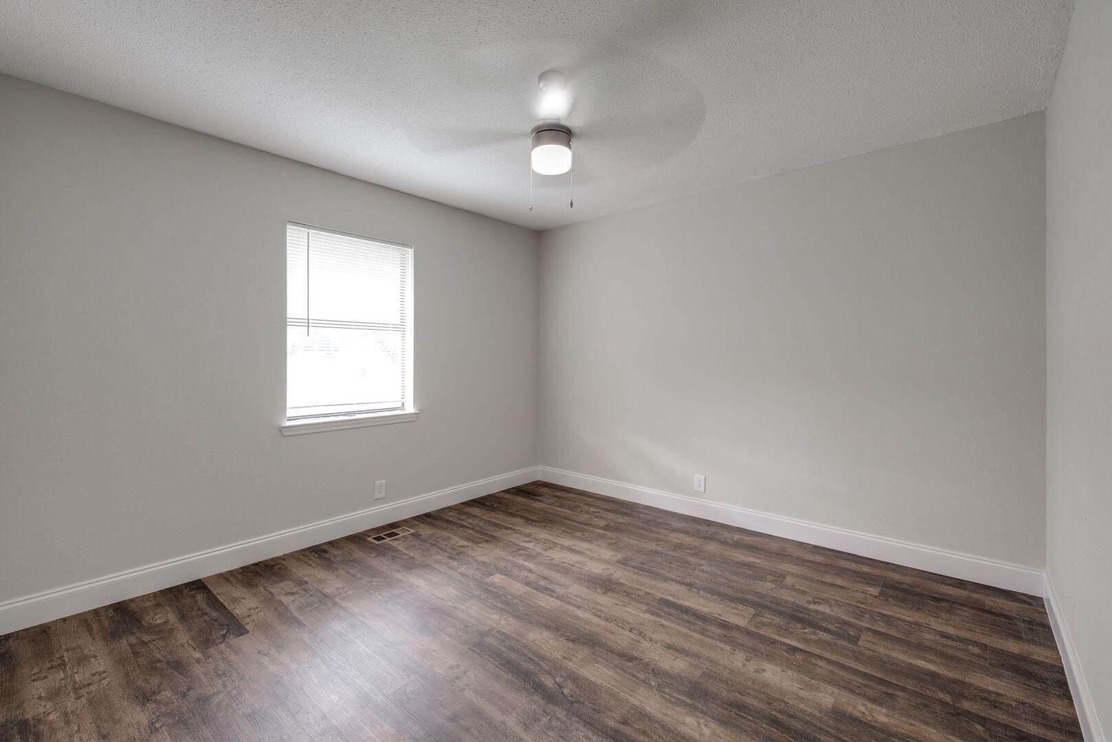 718 Salem Road, Unit A & B Rossville, GA 30741 - Photo 13 of 14 45712814_large