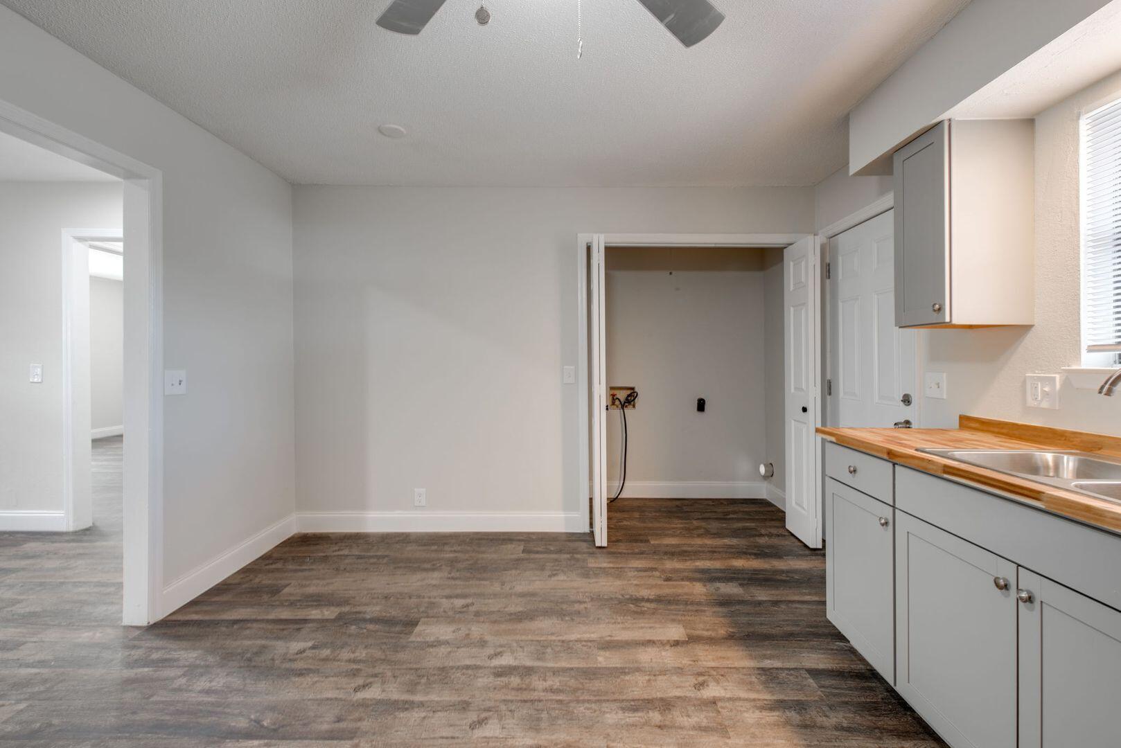 718 Salem Road, Unit A & B Rossville, GA 30741 - Photo 7 of 14 45712781_large