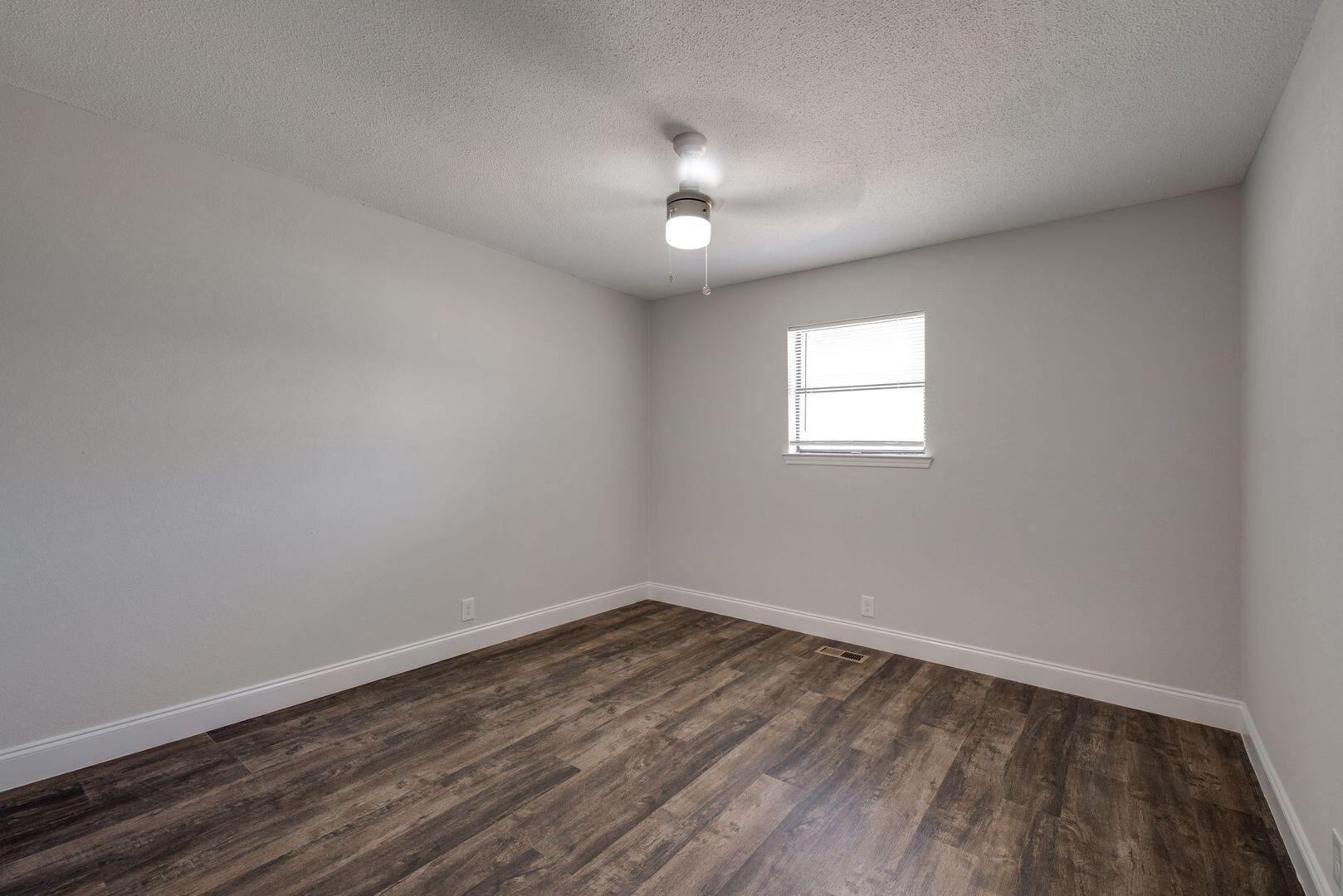 718 Salem Road, Unit A & B Rossville, GA 30741 - Photo 10 of 14 45712801_large