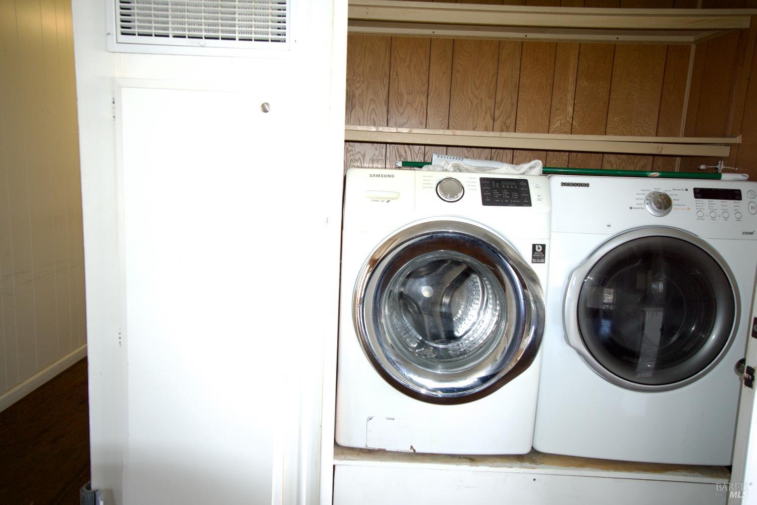 211 Colonial Park Drive Santa Rosa, CA 95403 - Photo 18 of 26 Washer and dryer