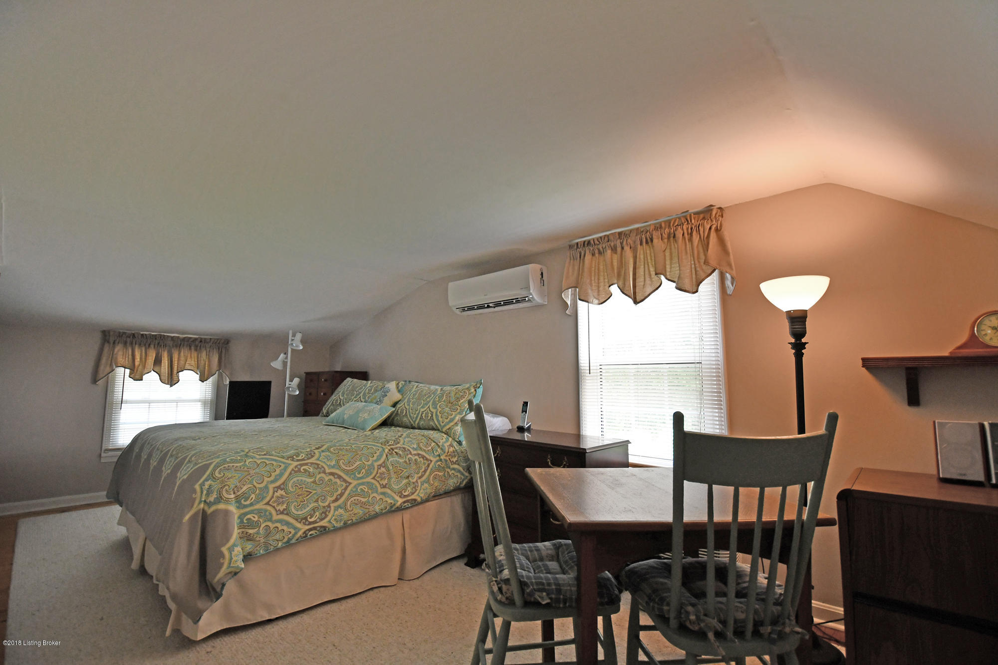 8110 Routt Road Louisville, KY 40299 - Photo 13 of 30 Upstairs-Bedroom-1