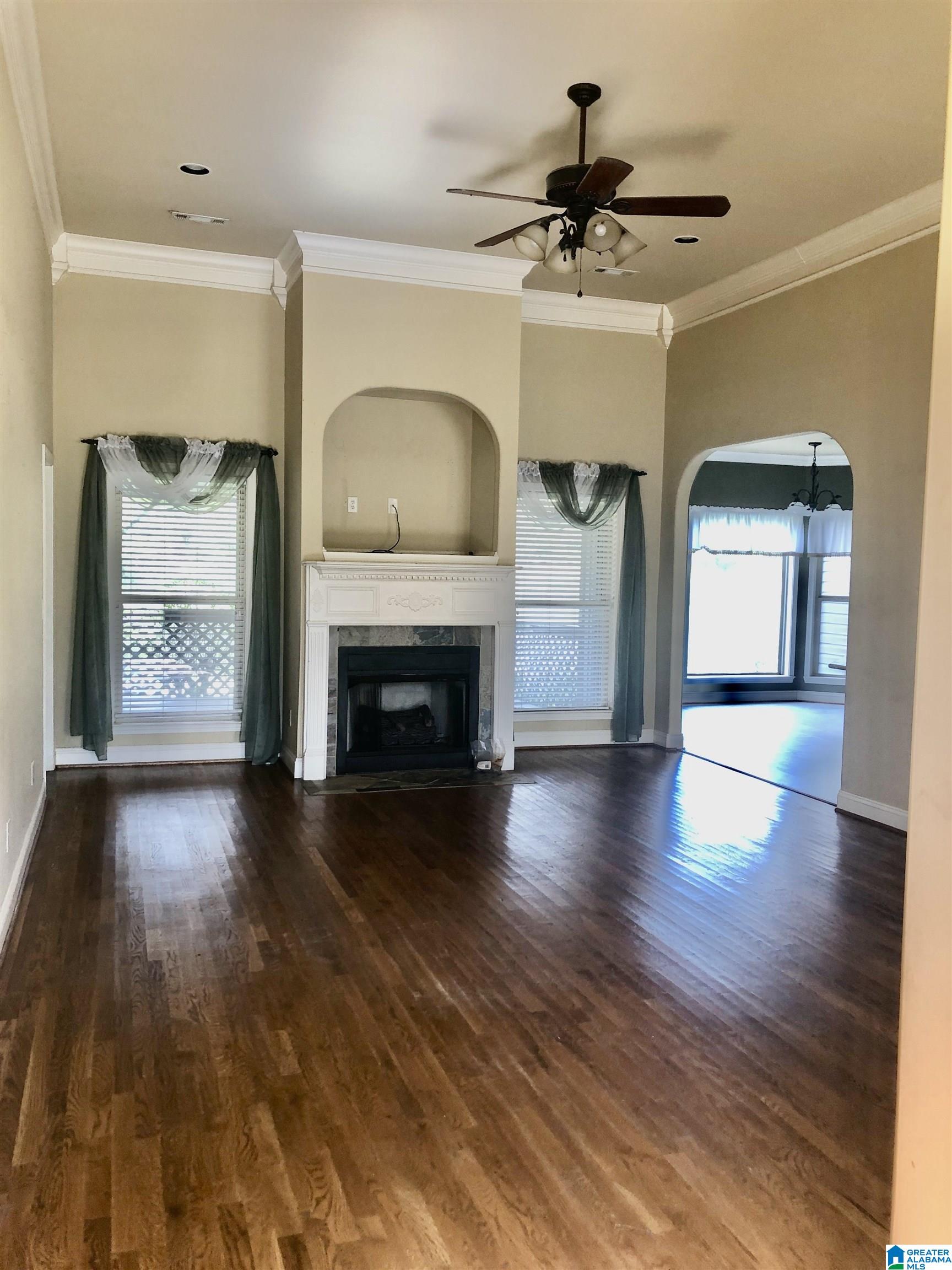 115 Corbin Street Clanton, AL 35045 - Photo 4 of 32