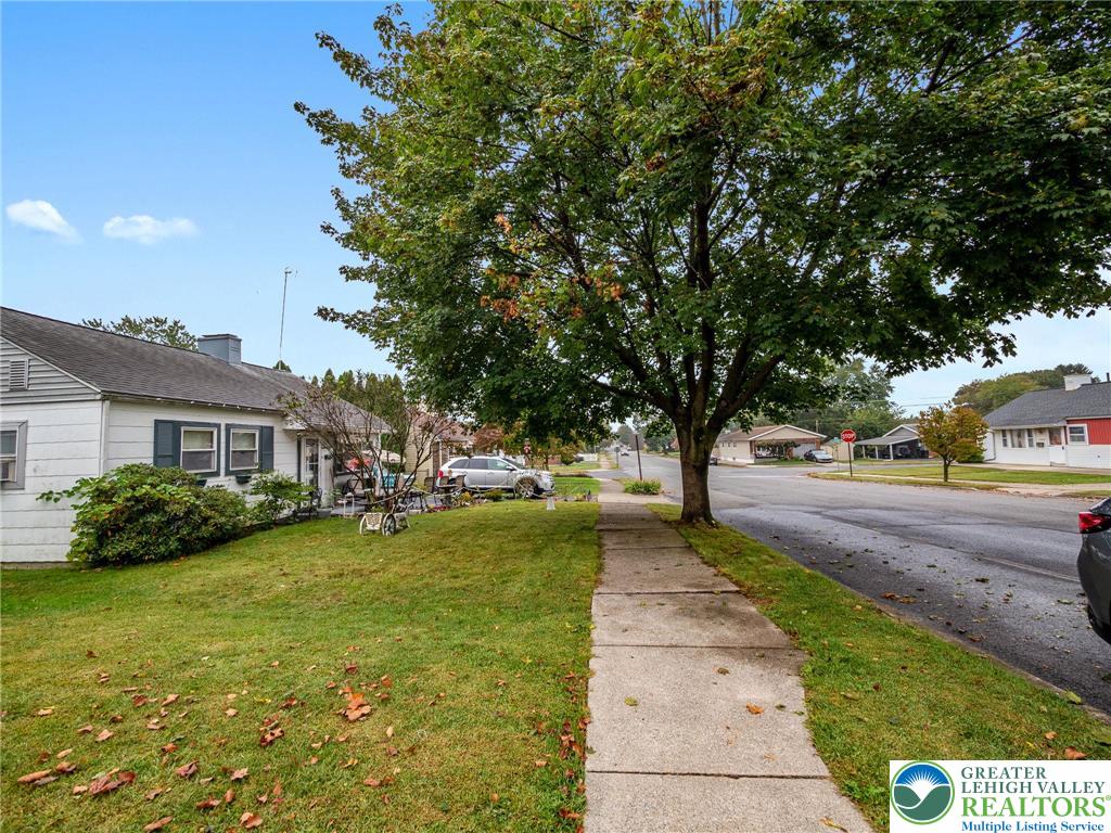 1710 North Boulevard Bethlehem, PA 18017 - Photo 18 of 45