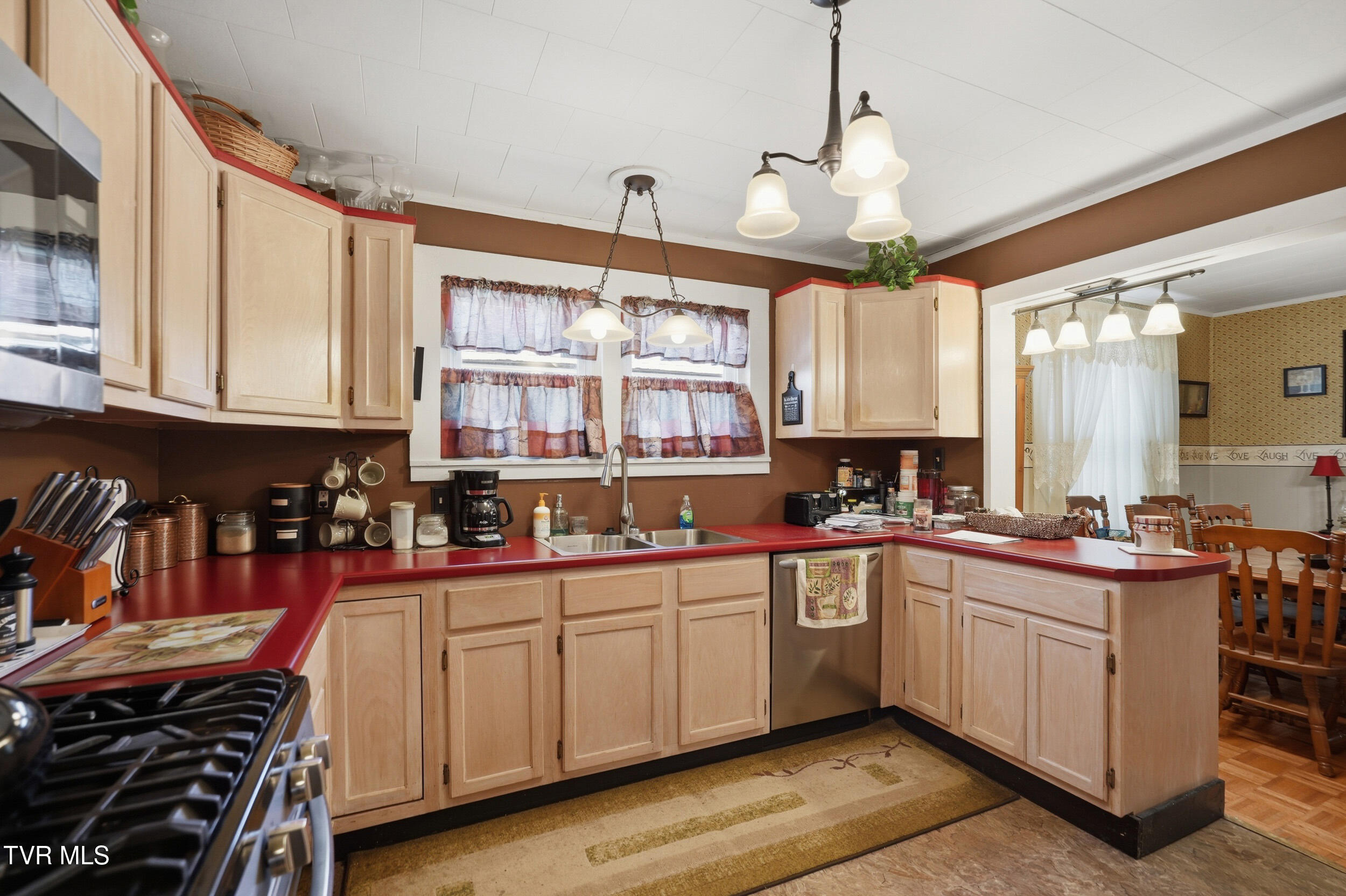 418 Opekiska Street Erwin, TN 37650 - Photo 12 of 31 12_418 opekiska st-24
