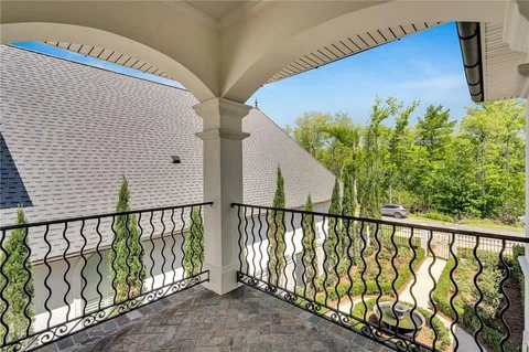 $899,900 | 21013 Waterfront E Drive, Maurepas, LA 70449