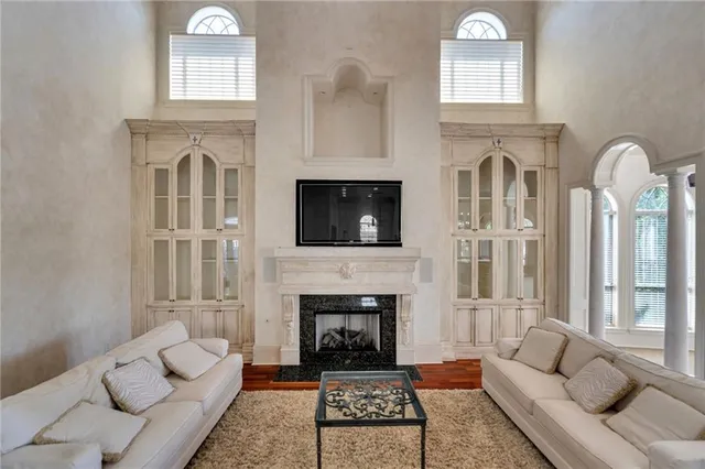 $899,900 | 21013 Waterfront E Drive, Maurepas, LA 70449