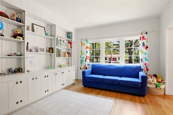 $3,349,999 | 2111 Alhambra Circle, Coral Gables, FL 33134