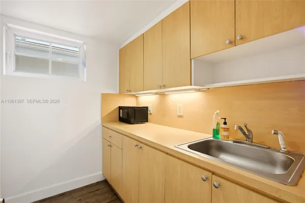 $3,349,999 | 2111 Alhambra Circle, Coral Gables, FL 33134