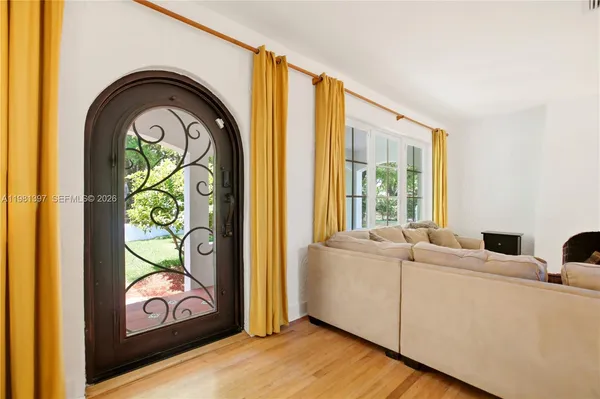 $3,349,999 | 2111 Alhambra Circle, Coral Gables, FL 33134