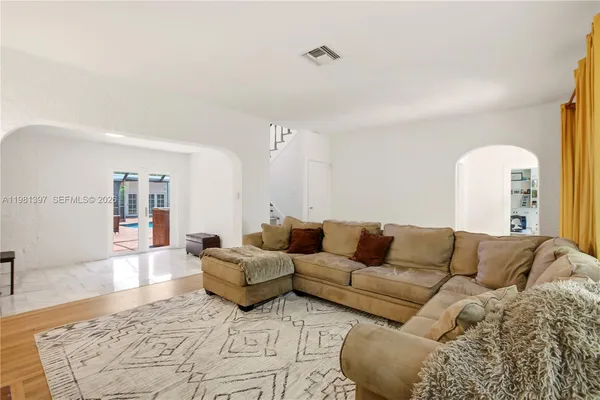 $3,349,999 | 2111 Alhambra Circle, Coral Gables, FL 33134