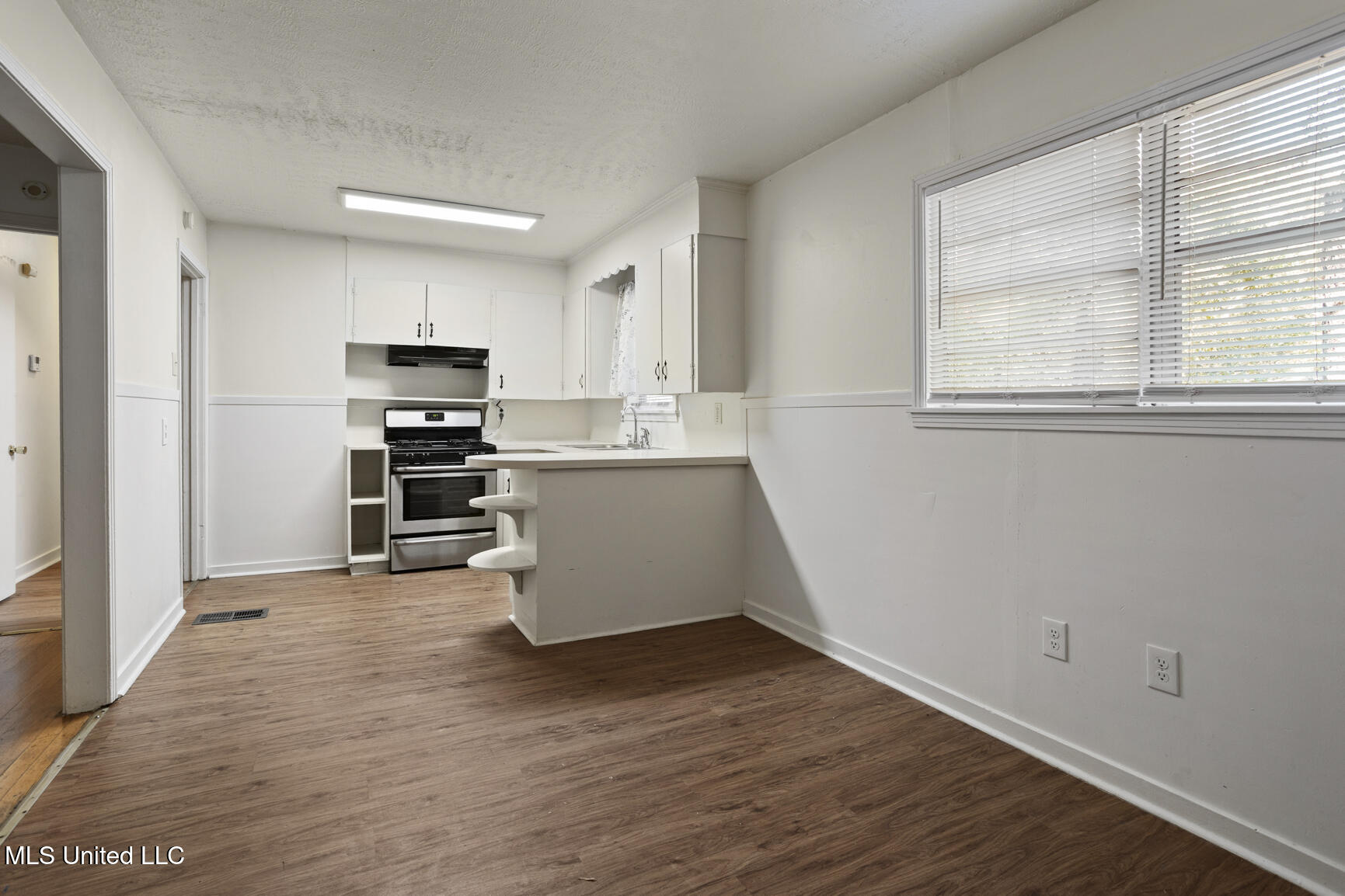 4162 Dearing Street Pearl, MS 39208 - Photo 6 of 17 4162 Dearing-6