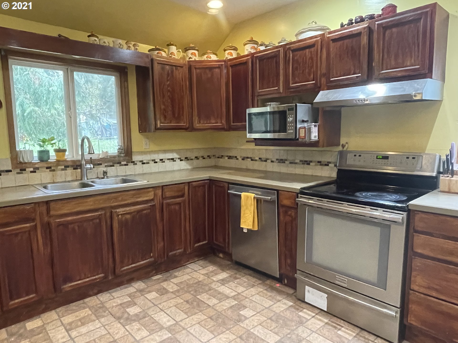 93122 Knappa Dock Road Astoria, OR 97103 - Photo 5 of 14 Gallery Image 5