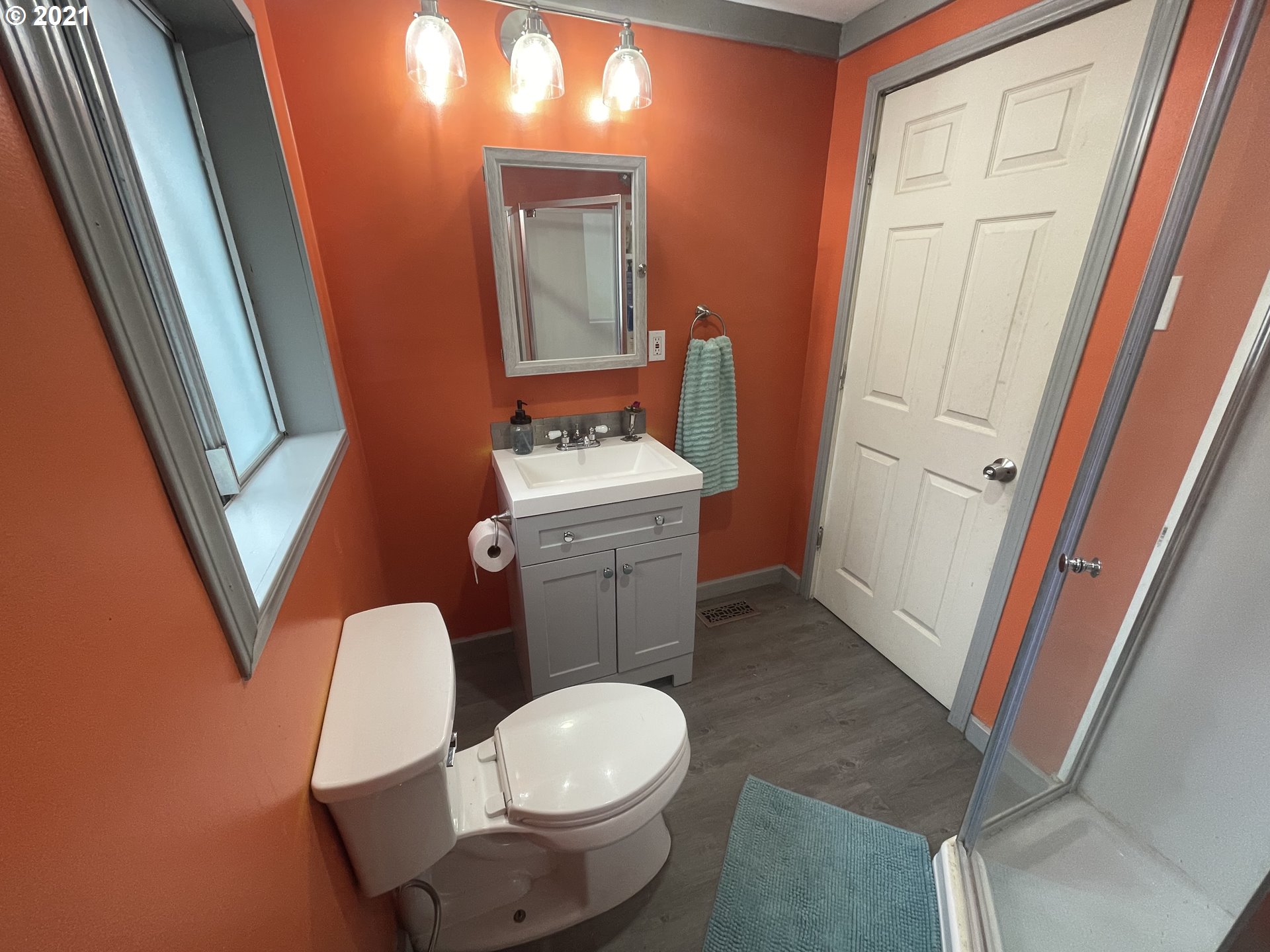 93122 Knappa Dock Road Astoria, OR 97103 - Photo 9 of 14 Gallery Image 9