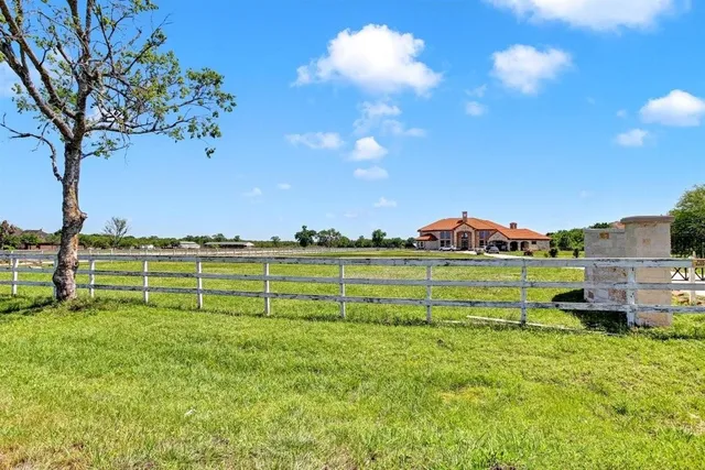 $16,500 | 848 Juliff-Manvel Road, Rosharon, TX 77583