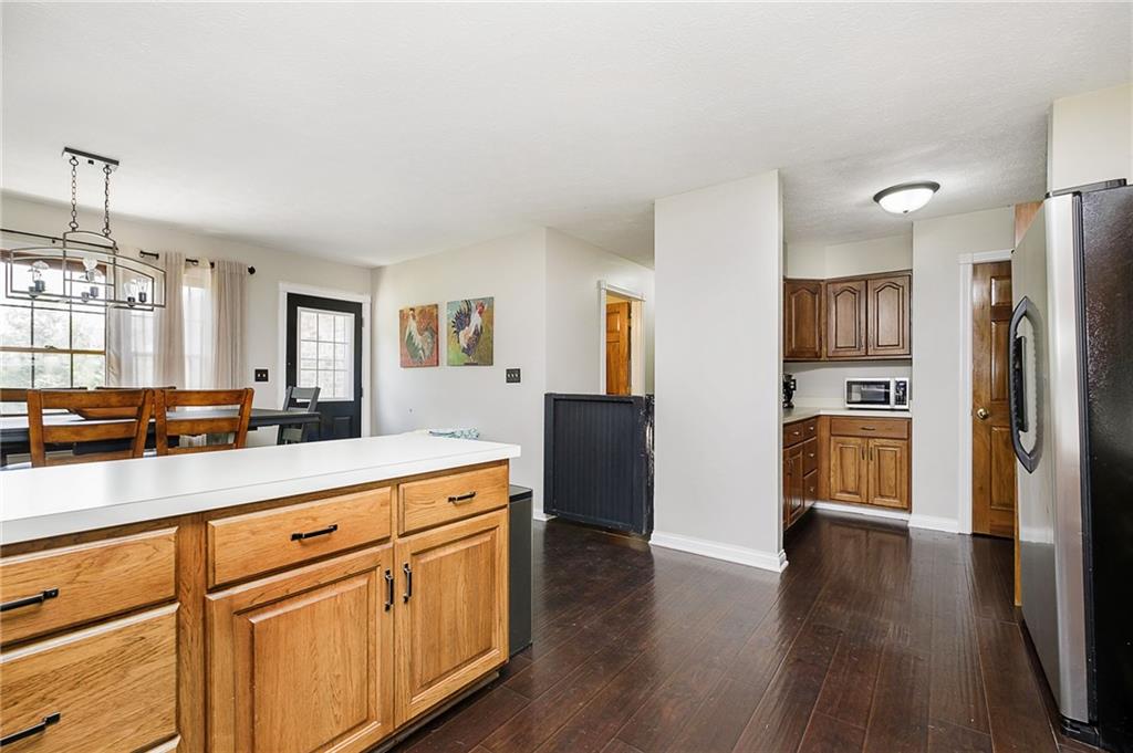 4426 Moss Ridge Lane Indianapolis, IN 46237 - Photo 14 of 39 Gallery Image 14