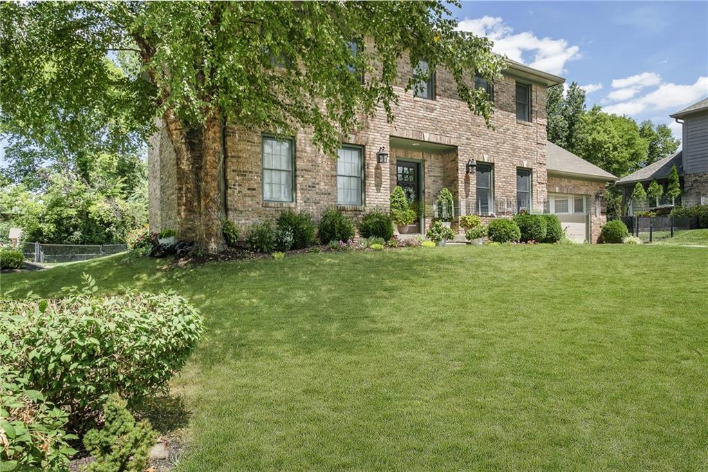4426 Moss Ridge Lane Indianapolis, IN 46237 - Photo 2 of 39 Gallery Image 2