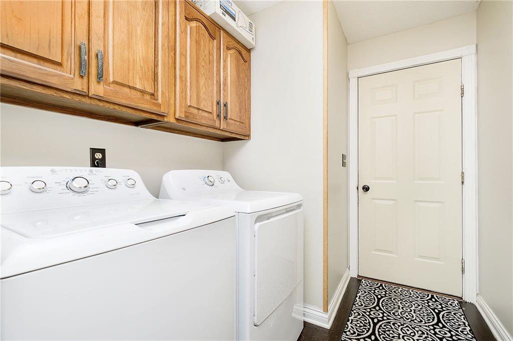 4426 Moss Ridge Lane Indianapolis, IN 46237 - Photo 30 of 39 Gallery Image 30