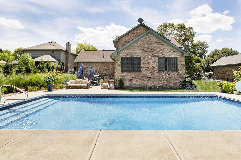 4426 Moss Ridge Lane Indianapolis, IN 46237 - Photo 32 of 39 Gallery Image 32