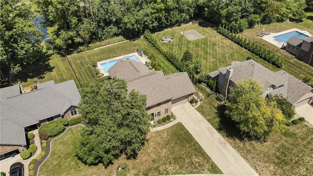 4426 Moss Ridge Lane Indianapolis, IN 46237 - Photo 37 of 39 Gallery Image 37