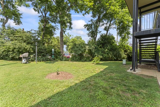 $335,000 | 4425 Westlawn Drive, Unit C306, Nashville, TN 37209