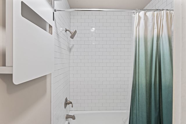 $335,000 | 4425 Westlawn Drive, Unit C306, Nashville, TN 37209